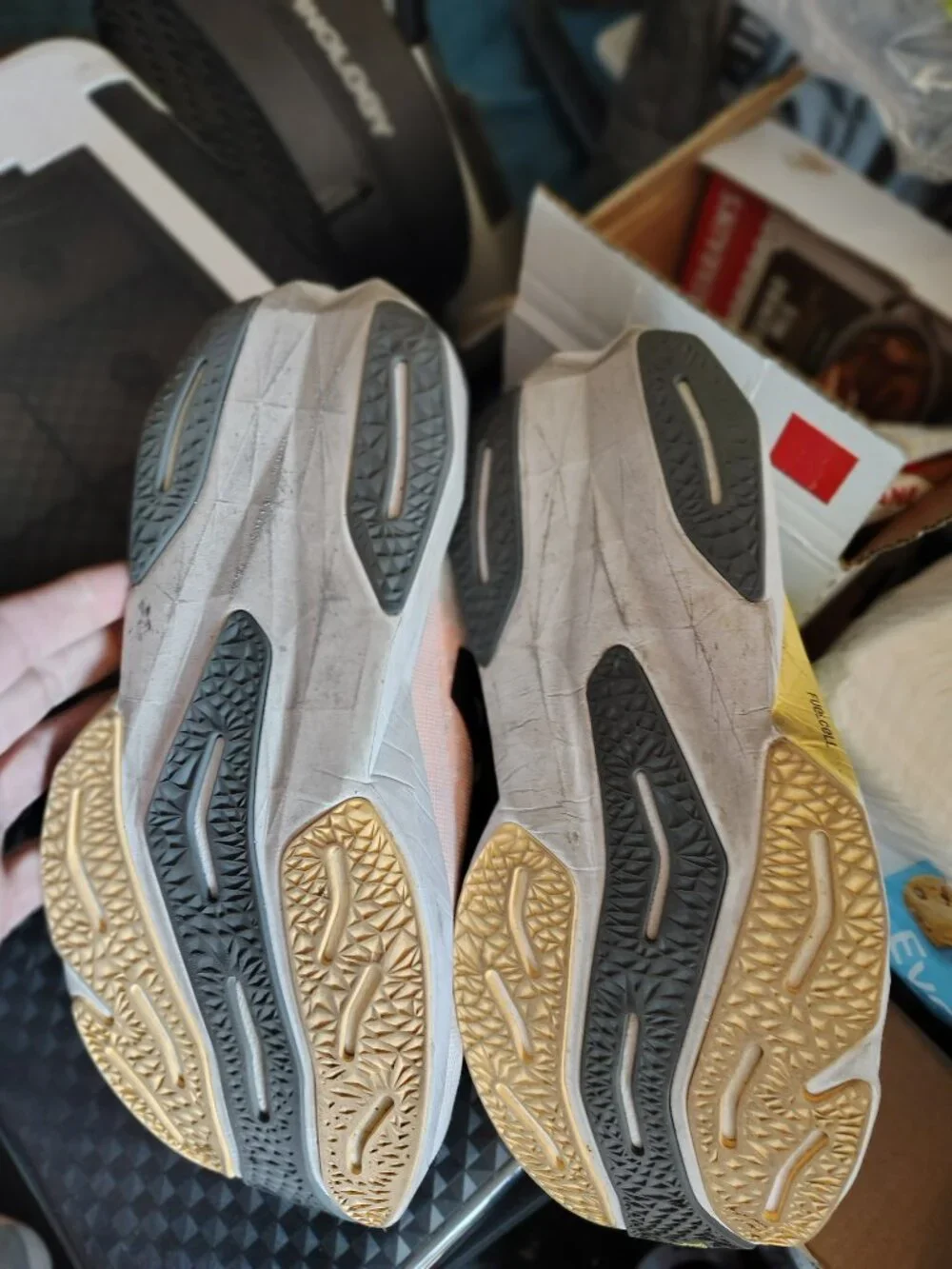 New Balance Womens Rebel Road Shoes Sz 8.5